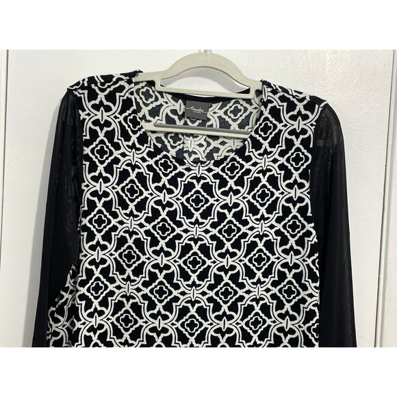 Chico’s Travelers Blouse Size 2 Large Black White Liquid Knit Sheer Sleeves - Picture 2 of 7